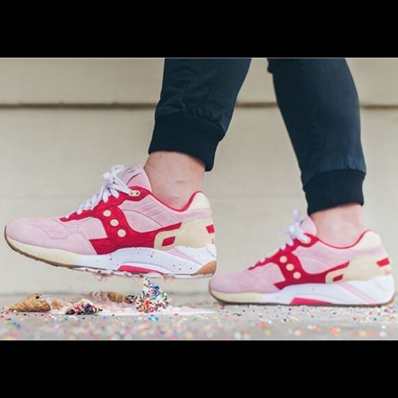 Saucony MEN 9.5 G9 Shadow 5 Scoops Strawberry vanilla ice cream sneakers RARE!!! - Picture 6 of 16